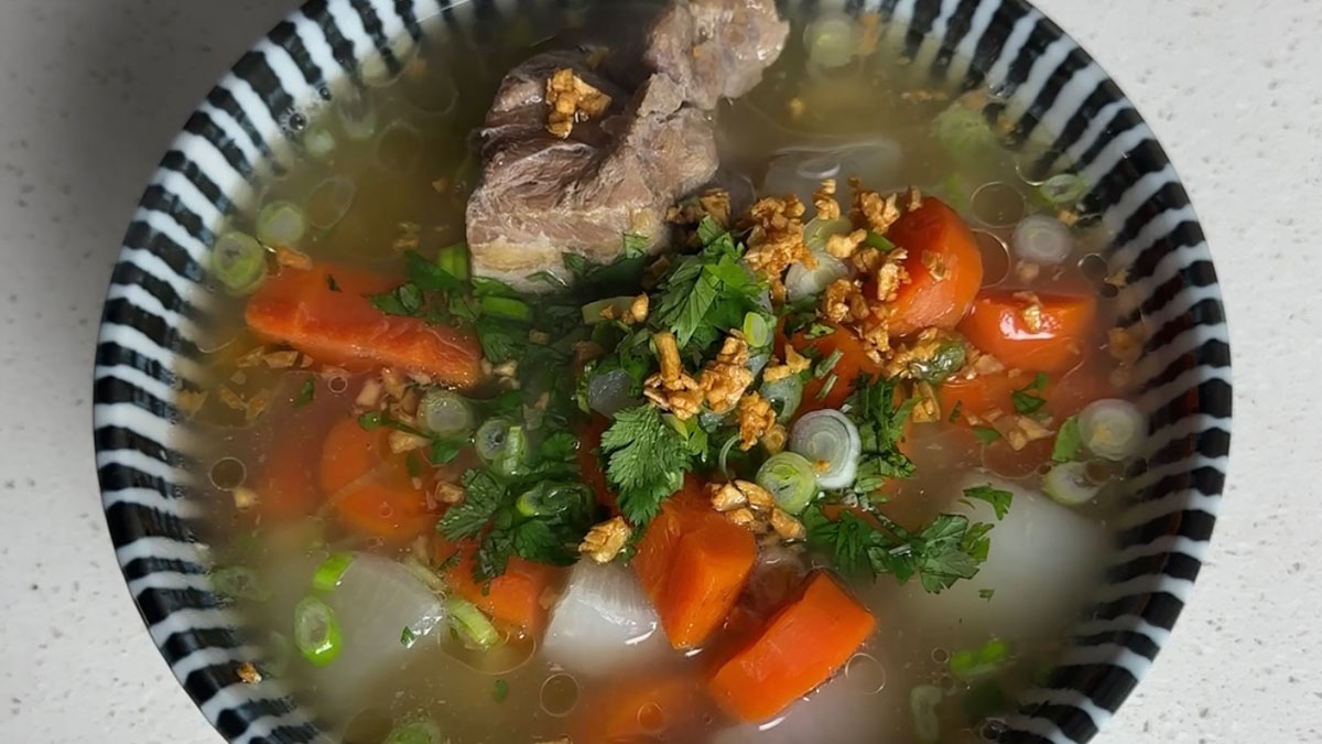 Sup Nui – Vietnamese Macaroni Soup
